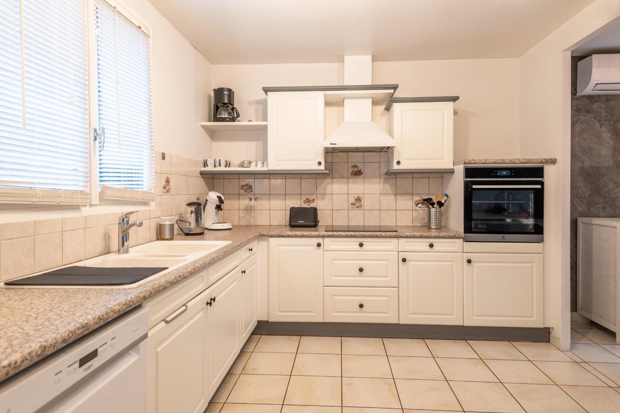Вилла Alpiloc - Town House With Garden And Winter Lounge Анси Экстерьер фото