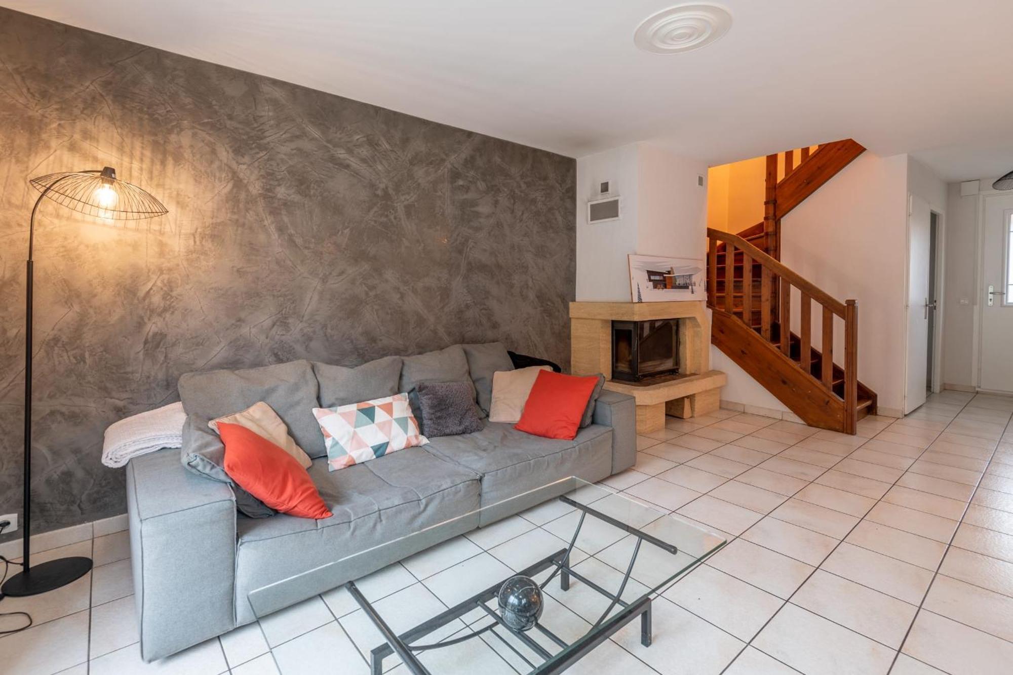 Вилла Alpiloc - Town House With Garden And Winter Lounge Анси Экстерьер фото